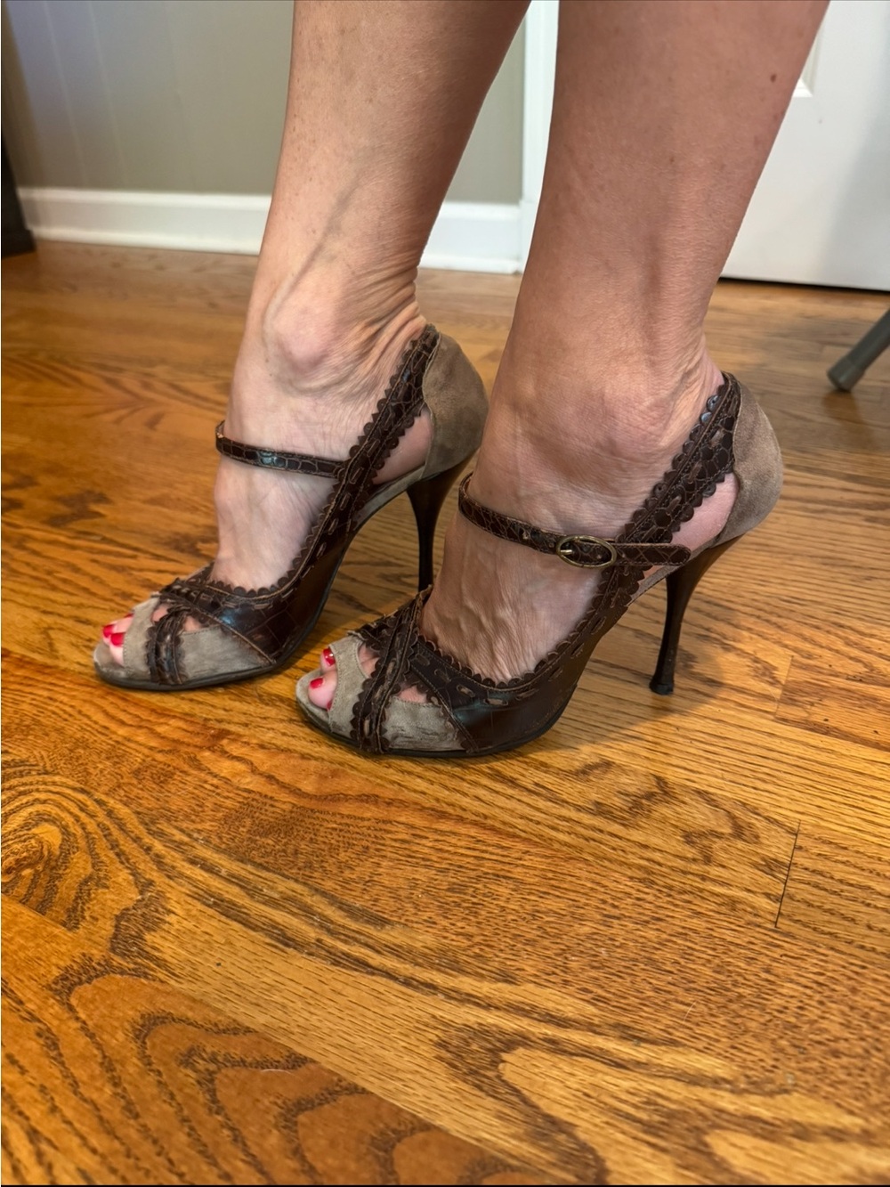 BCBGMaxAzria Very Worn Gray and Pink Scalloped Open-Toe Heels